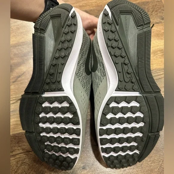 Nike Zoom Winflo 4 *need laces* - Picture 4 of 7